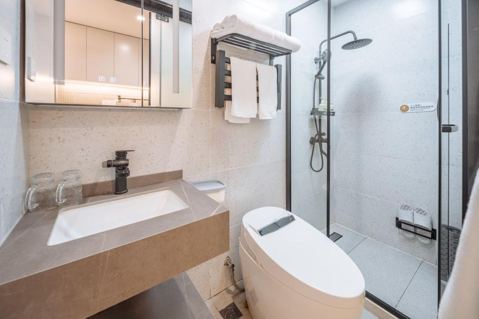 Ketangjian Hotel - Shanghai Railway Station Baoshan Road Subway Station Εξωτερικό φωτογραφία